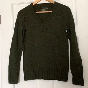 Banana Republic - Dark Green Sweater - Size S